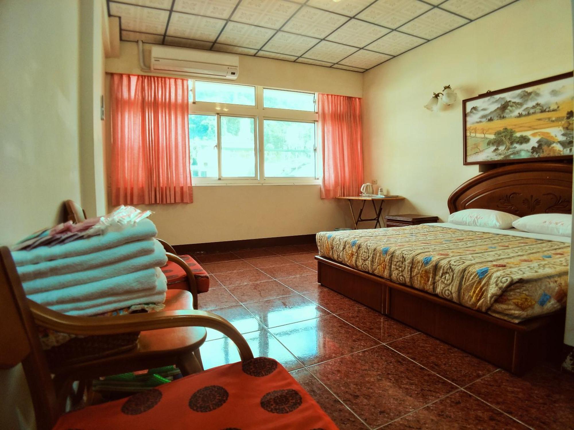 יוצ'י Sun Moon Lake Fisherman Homestay חדר תמונה