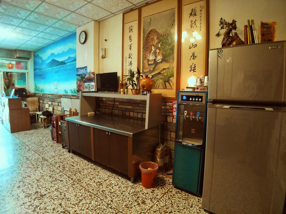 יוצ'י Sun Moon Lake Fisherman Homestay מראה חיצוני תמונה