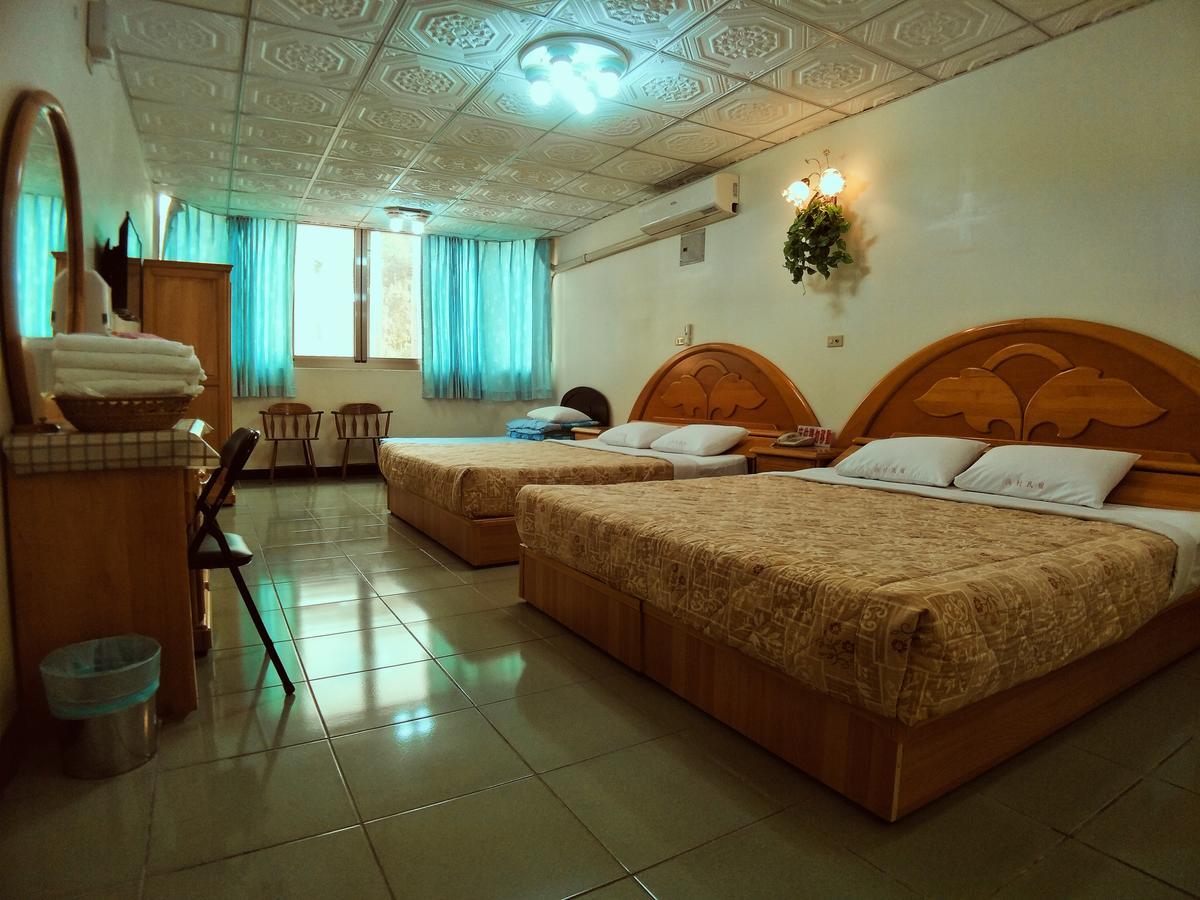 יוצ'י Sun Moon Lake Fisherman Homestay מראה חיצוני תמונה